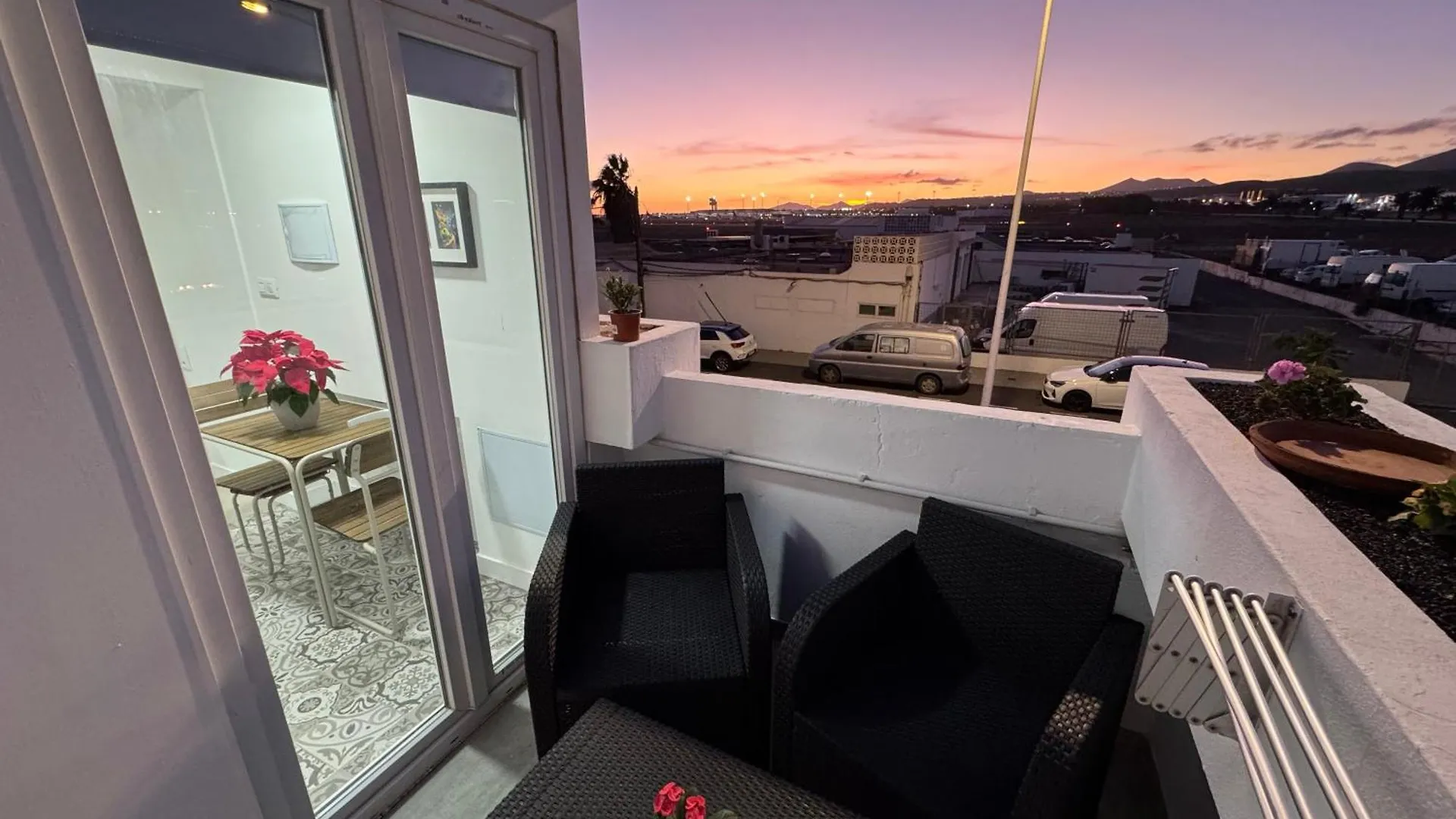 Apartamentos Aeropuerto Playa Honda  0*, Playa Honda (Lanzarote) Spain